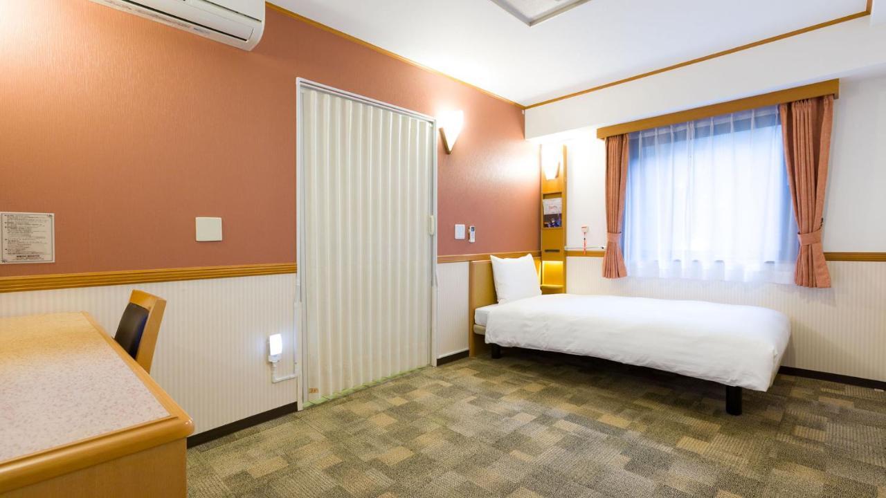 Toyoko Inn Yokohama Sakuragicho Yokohama (Kanagawa) Exterior foto