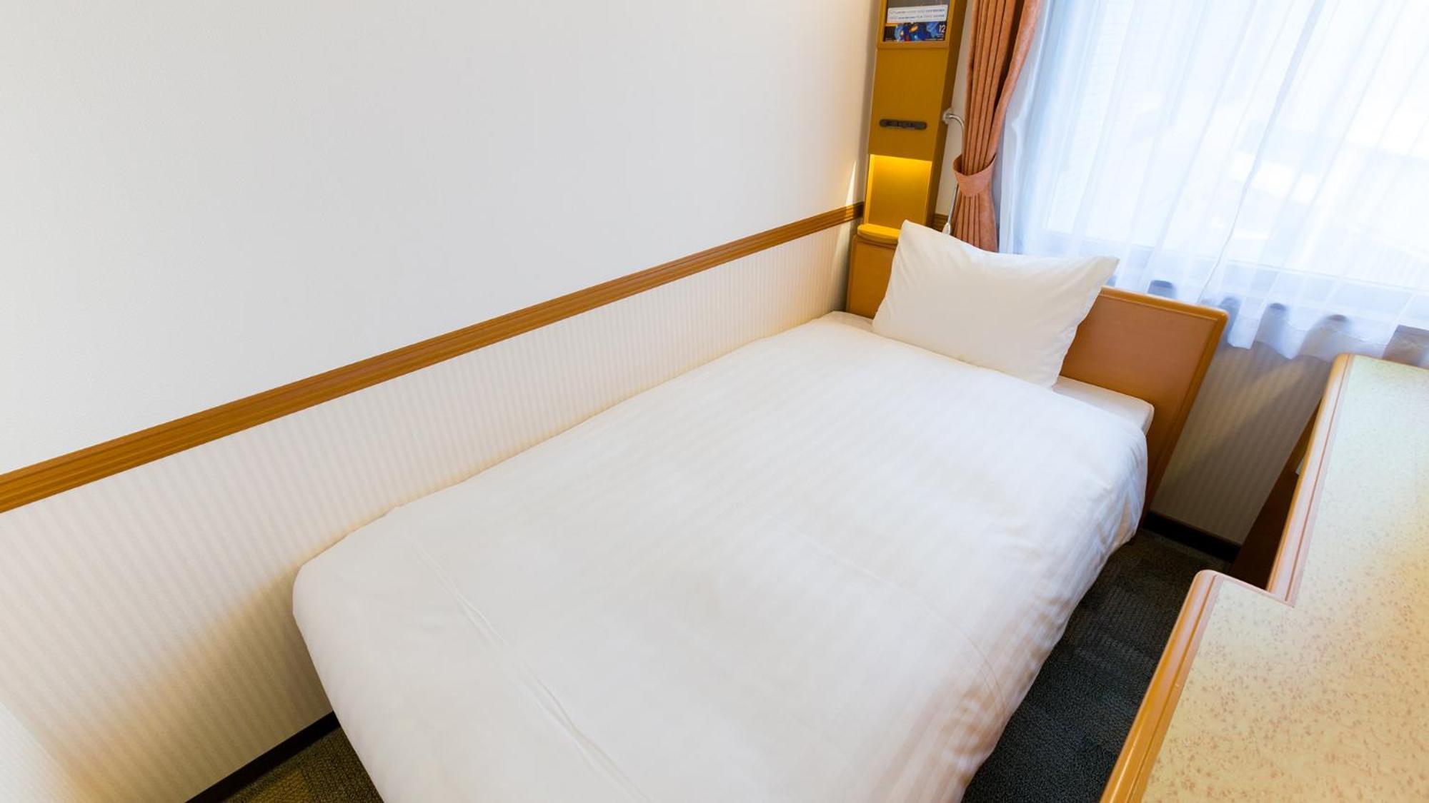 Toyoko Inn Yokohama Sakuragicho Yokohama (Kanagawa) Quarto foto