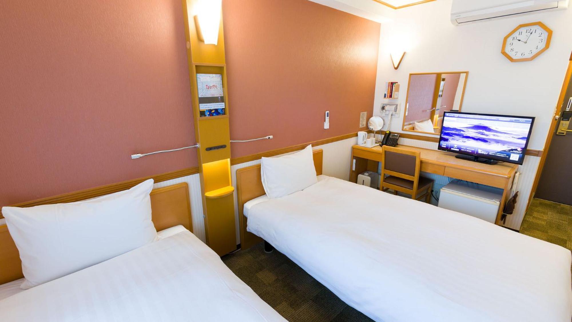 Toyoko Inn Yokohama Sakuragicho Yokohama (Kanagawa) Quarto foto