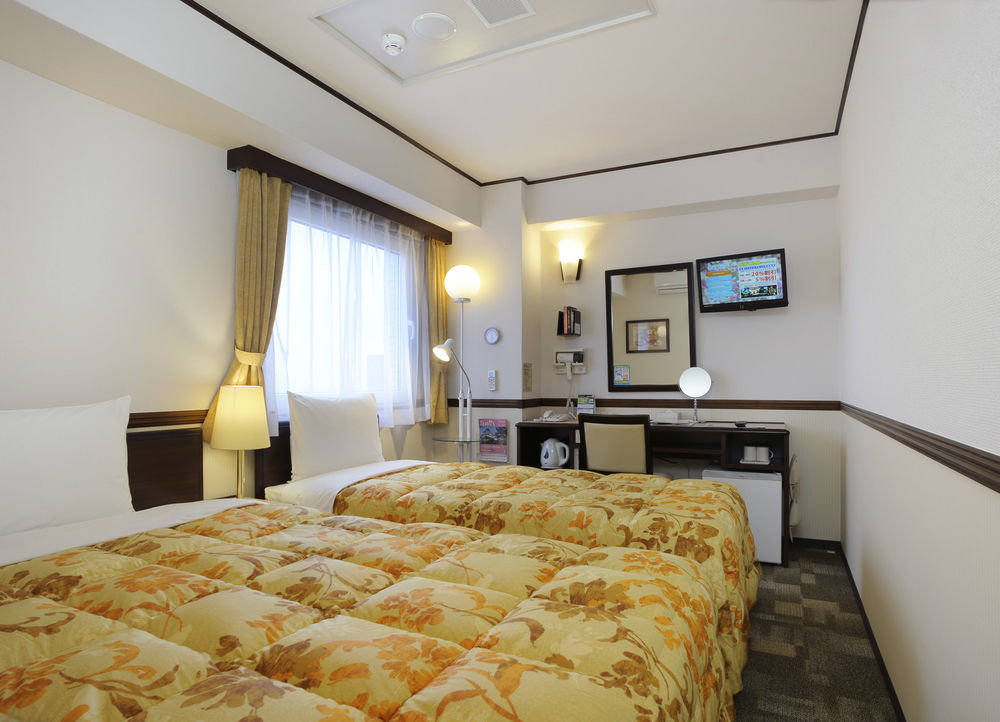 Toyoko Inn Yokohama Sakuragicho Yokohama (Kanagawa) Exterior foto
