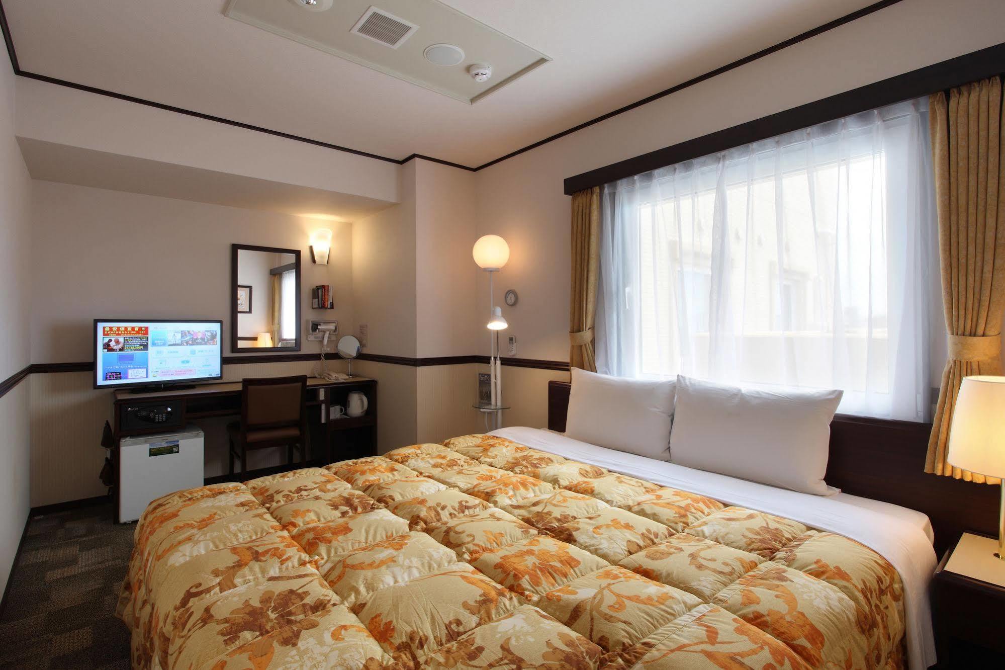 Toyoko Inn Yokohama Sakuragicho Yokohama (Kanagawa) Exterior foto